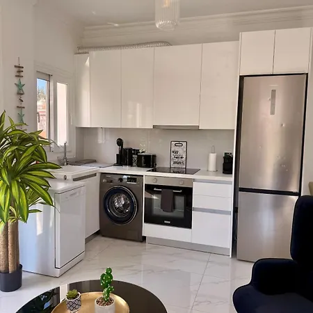 Brand New Luxury Retreat-pool-5 Min To Apartment *
